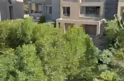 Apartment - 2 Bedrooms - 2 Bathrooms for sale in Palm Hills Village Gate - South Investors Area - New Cairo City - Cairo