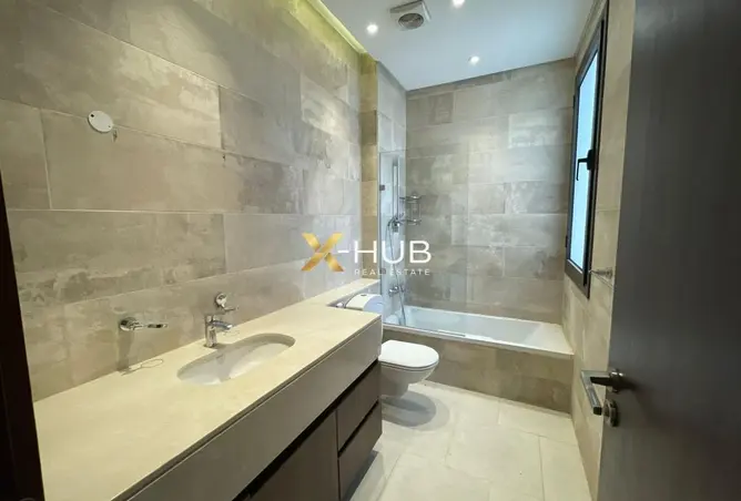 121146860 - Property Image 3