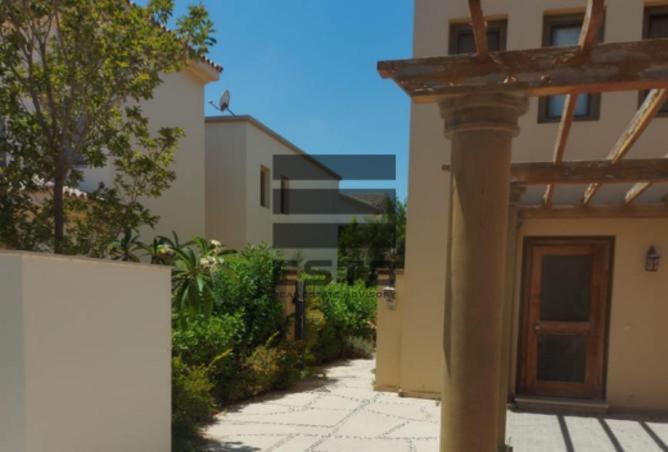 54230675 - صورة العقار 2