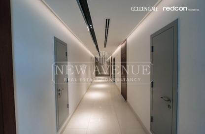 Retail - Studio - 1 Bathroom for sale in Golden Gate - South Teseen St. - The 5th Settlement - New Cairo City - Cairo