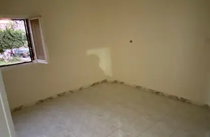 شقة - 2 غرف نوم - 2 حمامات للايجار في ذا كورت ياردز - كمبوندات الشيخ زايد - الشيخ زايد - الجيزة