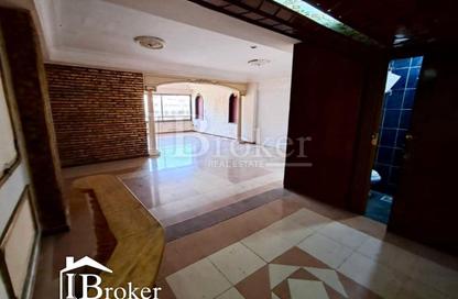 Apartment - 3 Bedrooms - 2 Bathrooms for sale in Ahmed Shawky St. - Bolkly - Hay Sharq - Alexandria