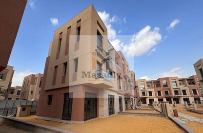 Townhouse - 3 Bedrooms - 4 Bathrooms for sale in District 5 - 5th Settlement Compounds - The 5th Settlement - New Cairo City - Cairo