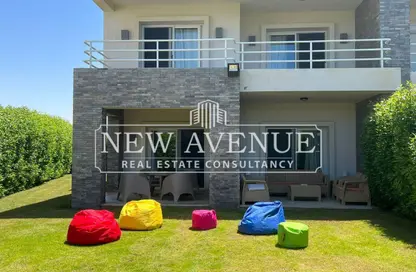 منزل مزدوج - 4 غرف نوم - 5 حمامات للبيع في أمواج - سيدي عبد الرحمن - الساحل الشمالي