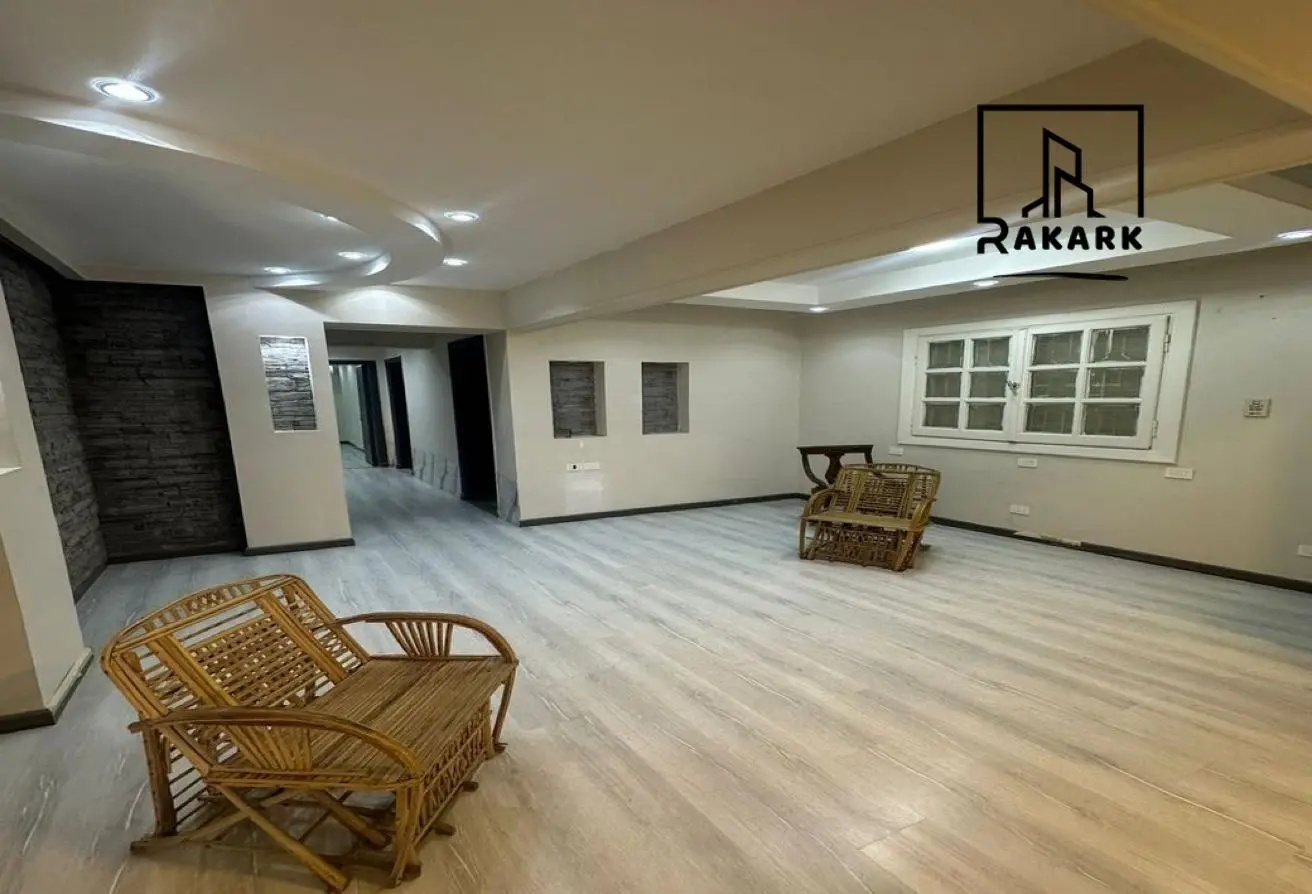 117025600 - Property Main Image