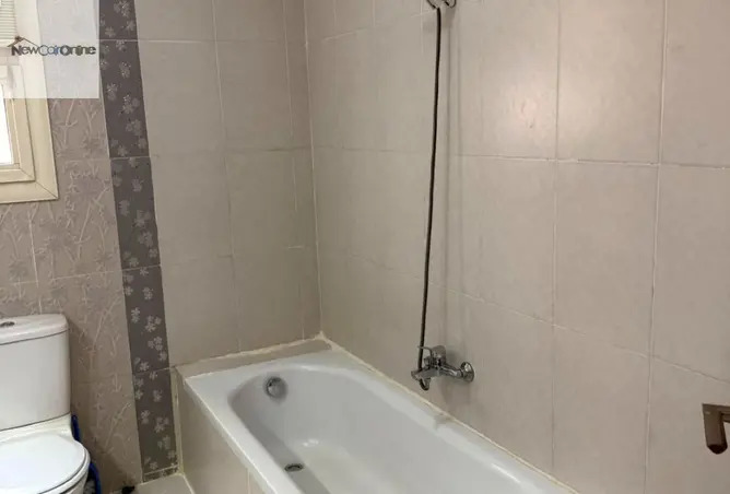 98546495 - Property Image 3