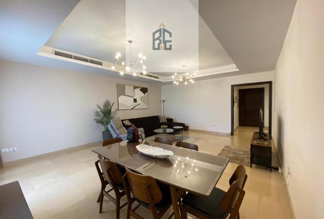 98012373 - Property Image 2