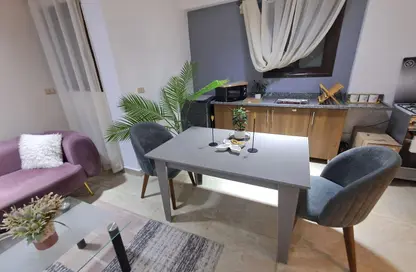 Apartment - 2 Bedrooms - 2 Bathrooms for rent in Al Sharq Al Taamin - 5th Settlement Compounds - The 5th Settlement - New Cairo City - Cairo