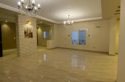 Apartment - 3 Bedrooms - 2 Bathrooms for rent in El Yasmeen 1 - El Yasmeen - New Cairo City - Cairo