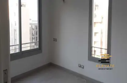 Apartment - Studio - 1 Bathroom for sale in Palm Hills Village Gate - South Investors Area - New Cairo City - Cairo