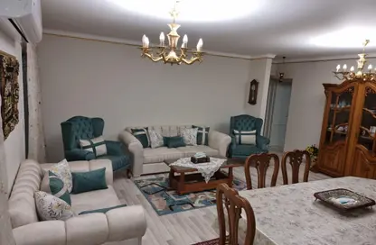 شقة - 3 غرف نوم - 2 حمامات للايجار في شارع احمد بن حنبل - الرحاب المرحلة الأولى - الرحاب - مدينة القاهرة الجديدة - القاهرة