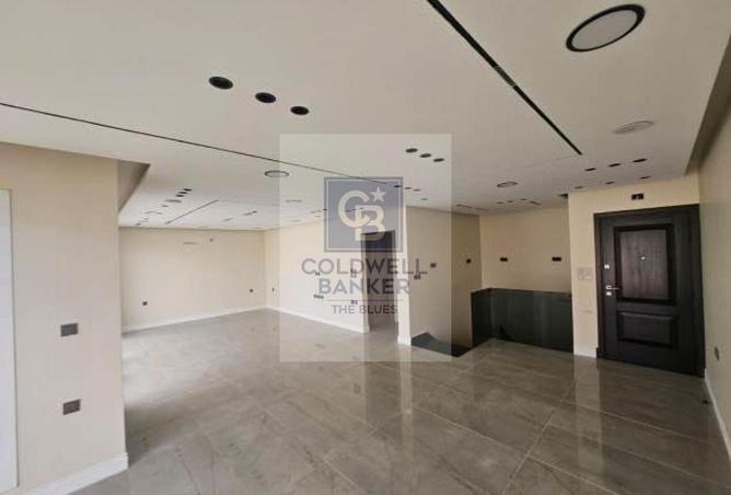 98007933 - Property Main Image