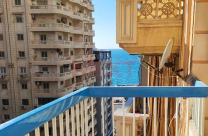 شقة - 3 غرف نوم - 1 حمام للبيع في شارع مسجد المندره - المندرة - حي ثان المنتزة - الاسكندرية
