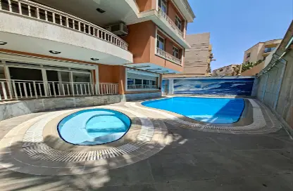 Villa - 6 Bedrooms - 6 Bathrooms for sale in 7th District - Obour City - Qalyubia
