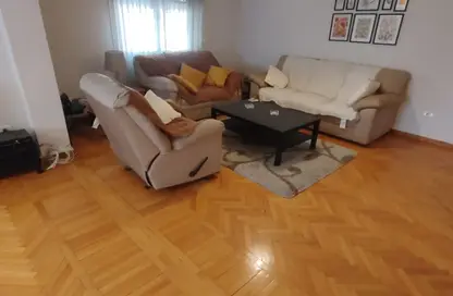 Apartment - 3 Bedrooms - 2 Bathrooms for rent in Street 16 - Maadi - Hay El Maadi - Cairo