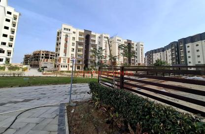 Apartment - 3 - 2 for sale in Alex West - Alexandria Compounds - Alexandria