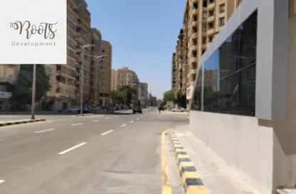 محل تجاري - استوديو - 1 حمام للبيع في شارع وادي النيل - المهندسين - الجيزة