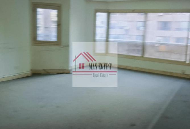 109081360 - Property Image 2