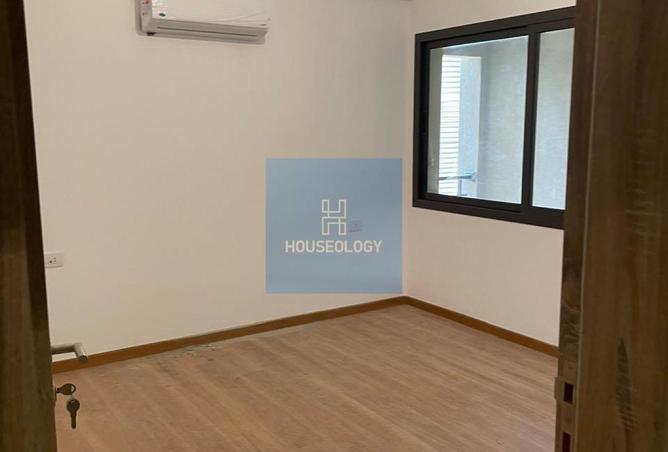 52723940 - Property Main Image