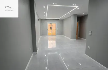 شقة - 3 غرف نوم - 2 حمامات للايجار في اللوتس الجنوبي - حى اللوتس - مدينة القاهرة الجديدة - القاهرة