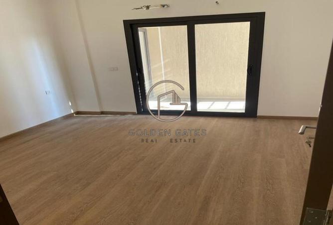 8569070 - Property Image 2