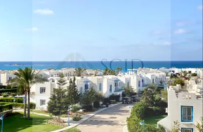 Chalet - 2 Bedrooms - 2 Bathrooms for sale in Mountain View - Ras Al Hekma - North Coast