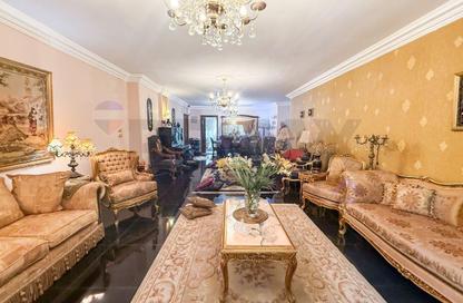 Apartment - 3 Bedrooms - 2 Bathrooms for sale in Smouha Square - Smouha - Hay Sharq - Alexandria Apartment - 3 Bedrooms - 2 Bathrooms for sale in Smouha Square - Smouha - Hay Sharq - Alexandria