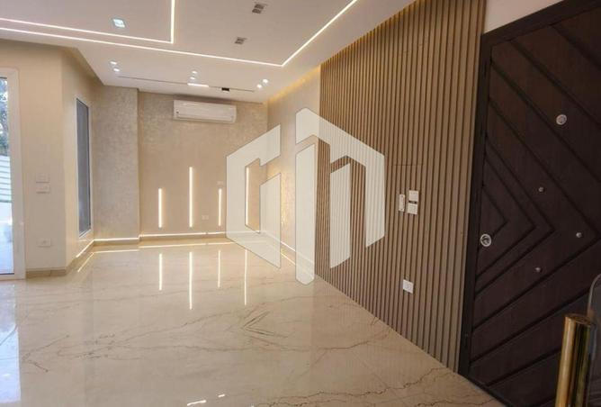 8713075 - Property Image 2