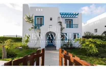 Chalet - 2 Bedrooms - 2 Bathrooms for sale in Mountain View - Ras Al Hekma - North Coast