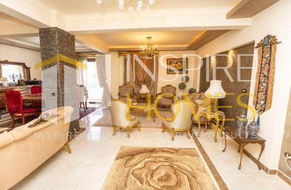 Apartment - 3 - 2 for sale in Shaarawy St. - Laurent - Hay Sharq - Alexandria
