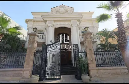 شقة - 4 غرف نوم - 5 حمامات للايجار في شارع التسعين - التجمع الخامس - مدينة القاهرة الجديدة - القاهرة