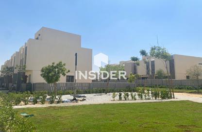 Townhouse - 3 Bedrooms - 4 Bathrooms for sale in Al Burouj Compound - El Shorouk Compounds - Shorouk City - Cairo