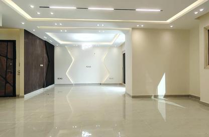 Duplex - 6 Bedrooms - 4 Bathrooms for sale in Abbas Al Akkad St. - 1st Zone - Nasr City - Cairo
