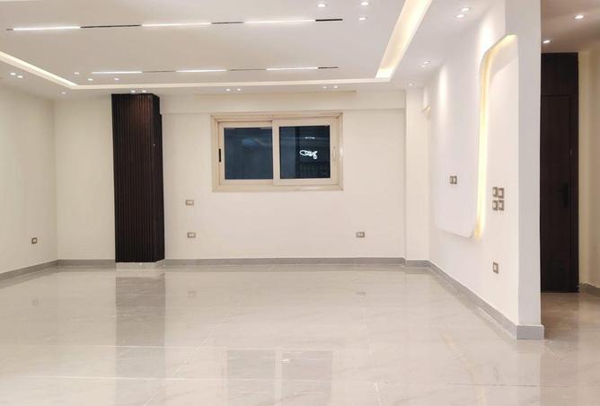 68782311 - Property Image 2