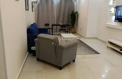 شقة - 2 غرف نوم - 2 حمامات للايجار في وان قطامية - كمبوندات القطامية - القطامية - مدينة القاهرة الجديدة - القاهرة
