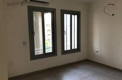 Apartment - 2 Bedrooms - 2 Bathrooms for rent in Palm Hills Village Gate - South Investors Area - New Cairo City - Cairo