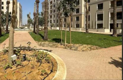 Apartment - 3 Bedrooms - 3 Bathrooms for sale in Village West - Sheikh Zayed Compounds - Sheikh Zayed City - Giza