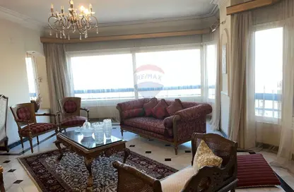 شقة - 3 غرف نوم - 3 حمامات للبيع في شارع وادي النيل - المهندسين - الجيزة شقة - 3 غرف نوم - 3 حمامات للبيع في شارع وادي النيل - المهندسين - الجيزة