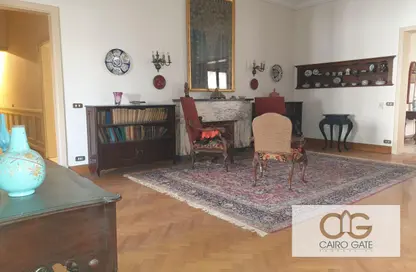 Apartment - 4 Bedrooms - 3 Bathrooms for rent in Al Saleh Ayoub St. - Zamalek - Cairo