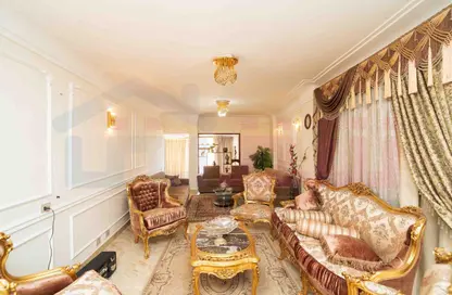 شقة - 4 غرف نوم - 2 حمامات للبيع في سموحة - حي شرق - الاسكندرية