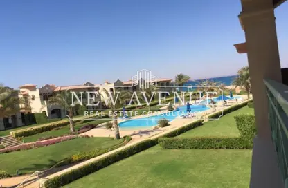 (بنتهاوس  (روف - 3 غرف نوم - 3 حمامات للبيع في لافيستا جاردنز - لافيستا - العين السخنة - السويس