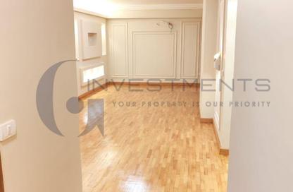 Apartment - 2 Bedrooms - 1 Bathroom for sale in Smouha Square - Smouha - Hay Sharq - Alexandria Apartment - 2 Bedrooms - 1 Bathroom for sale in Smouha Square - Smouha - Hay Sharq - Alexandria