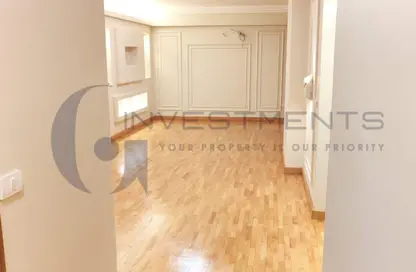 شقة - 3 غرف نوم - 2 حمامات للبيع في ميدان سموحة - سموحة - حي شرق - الاسكندرية