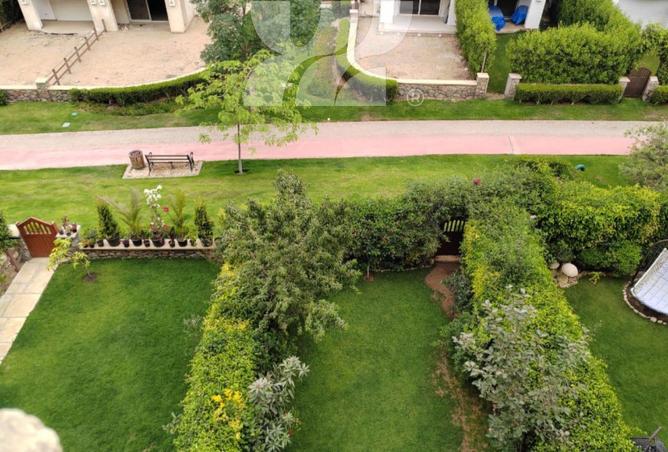 Prime I Villa with Roof for Sale in Mountain View, Cairo