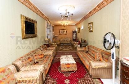 Apartment - 3 Bedrooms - 1 Bathroom for sale in Tiba St. - Sporting - Hay Sharq - Alexandria