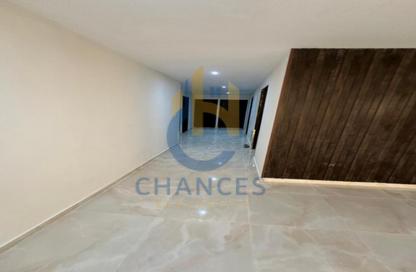 Apartment - 3 Bedrooms - 2 Bathrooms for sale in Eighth Sector - Zahraa El Maadi - Hay El Maadi - Cairo