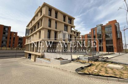 Whole Building - Studio - 3 Bathrooms for sale in District 5 - 5th Settlement Compounds - The 5th Settlement - New Cairo City - Cairo
