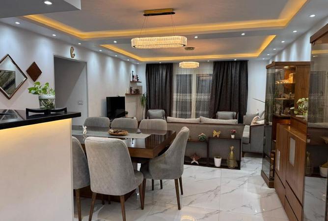 102915294 - Property Main Image