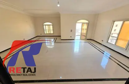 شقة - 3 غرف نوم - 3 حمامات للايجار في البنفسج 9 - البنفسج - مدينة القاهرة الجديدة - القاهرة