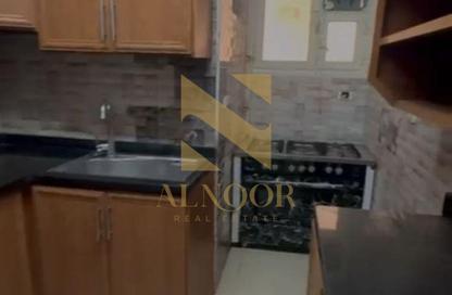Apartment - 3 Bedrooms - 2 Bathrooms for rent in Street 10 - 11th District - Sheikh Zayed City - Giza